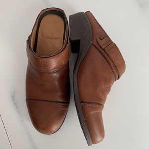 Ariat Sport Mule Timber Round Toe Slip On Mule 8.5